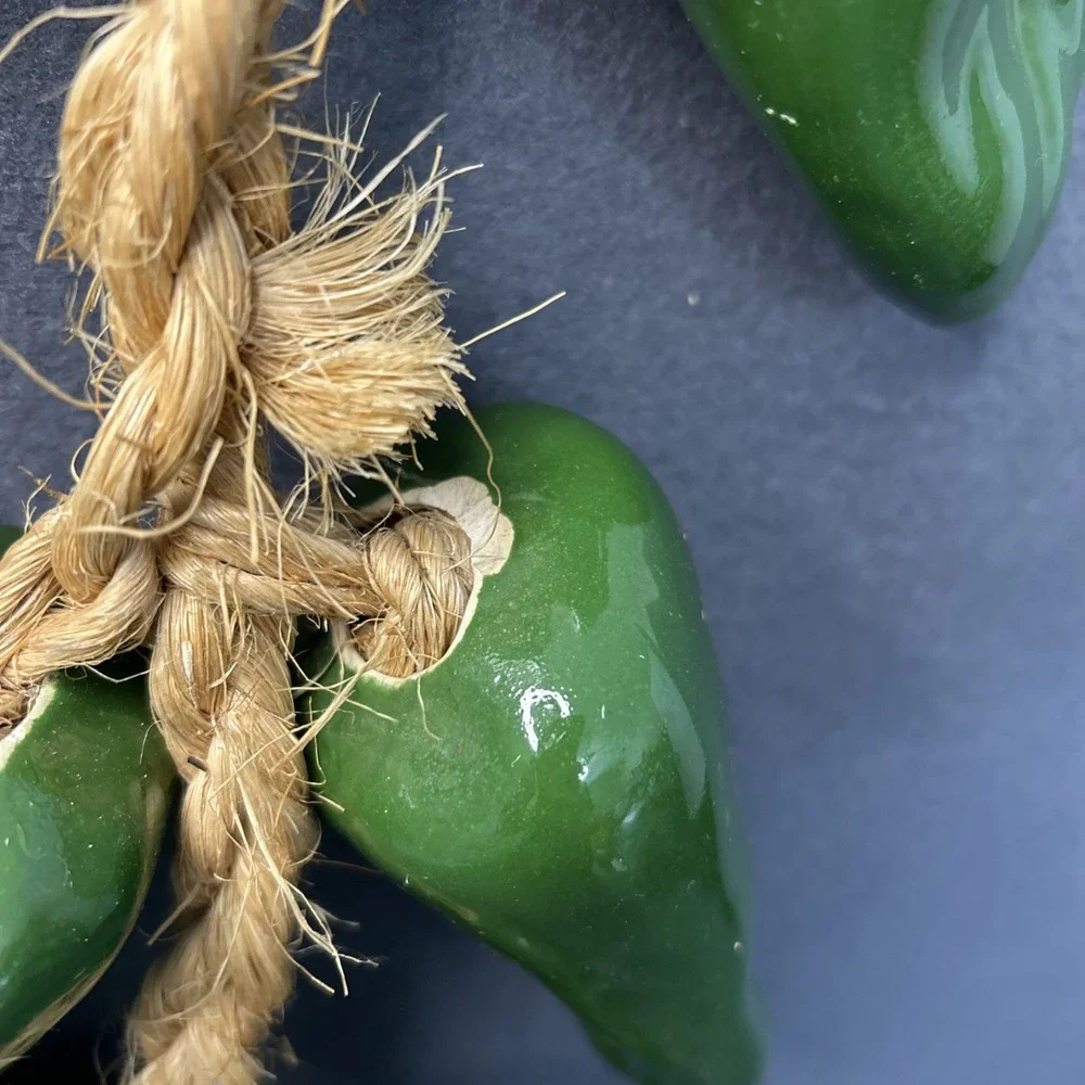 Ceramic Chili Pepper Ristra Hanging Decor Green‎ Jalapeno Peppers 25